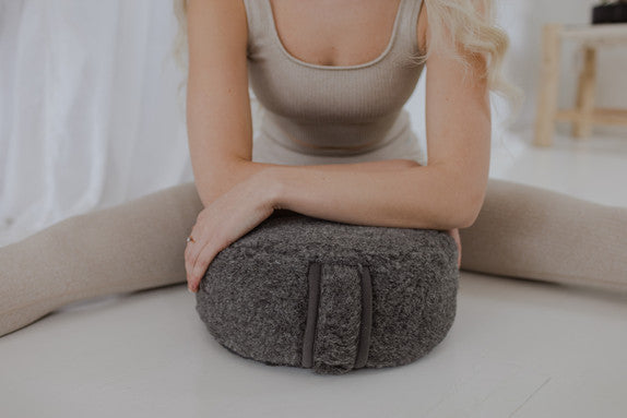 Meditation Pillow - Wiano - 'SUMU' - Merino Wool - Grey