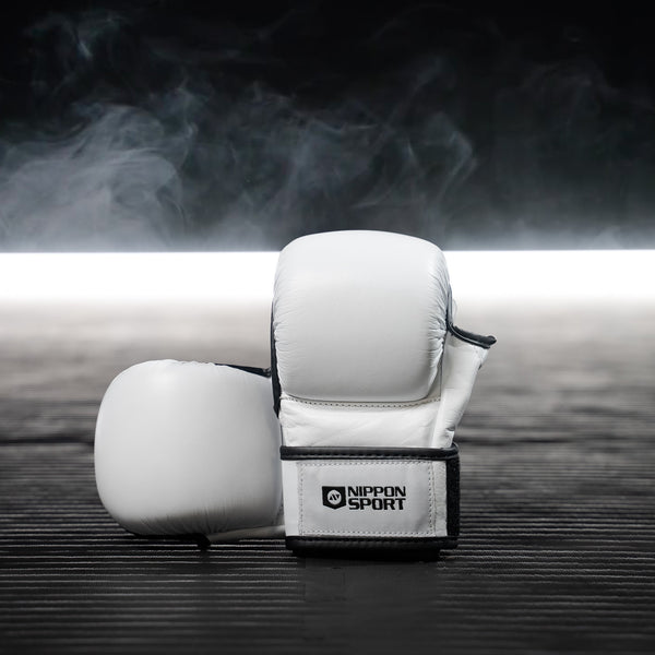 MMA sparring gloves - Nippon Sport - 'Freefight Sparring' - White